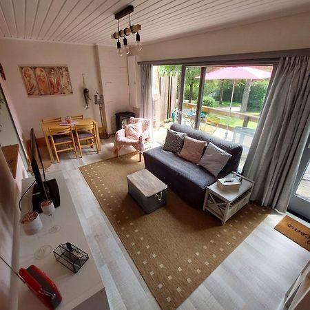 Le Petit Chalet - Bungalow Waulsort 외부 사진