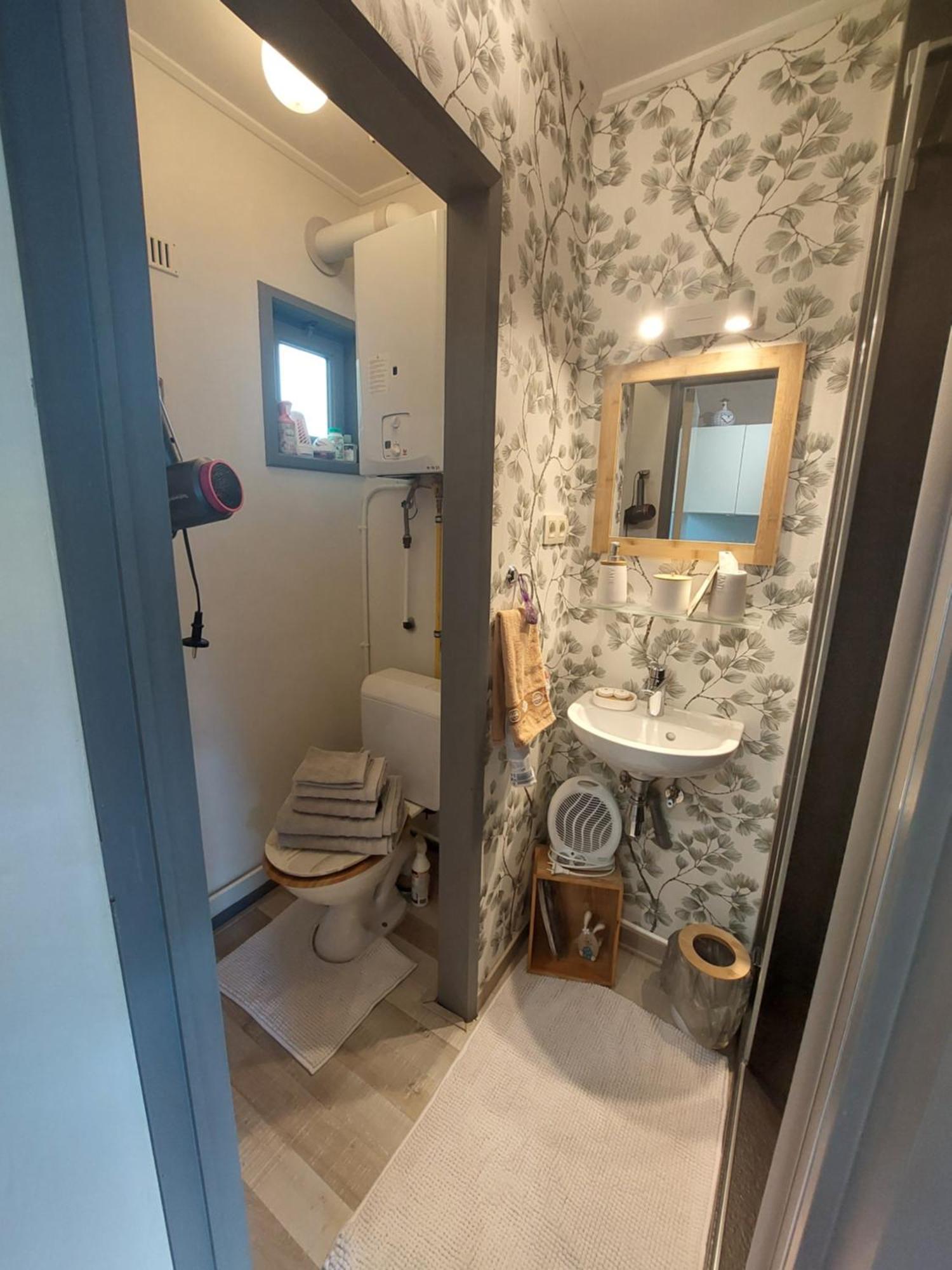 Le Petit Chalet - Bungalow Waulsort 외부 사진